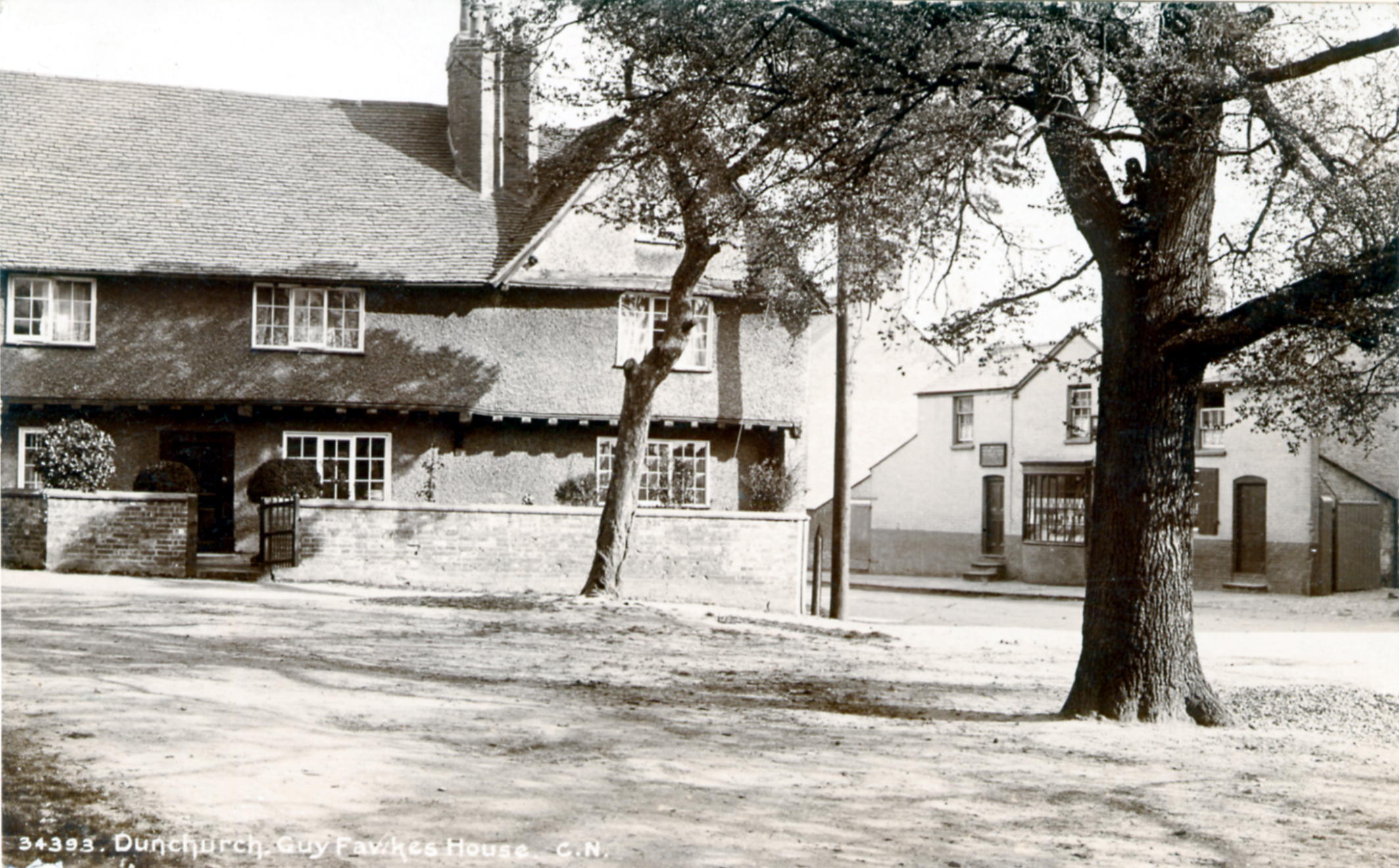 Guy Fawkes House & The Green Man PH